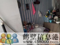 鶴鳴花園車庫出租（地上車庫，像當(dāng)于一樓）
