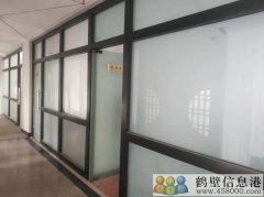 出租市中心辦公室4間，交通便利，價(jià)格面議