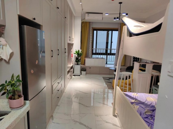 淇河建業(yè)壹號城邦一室出租，精裝修 拎包入住，家具家電全新